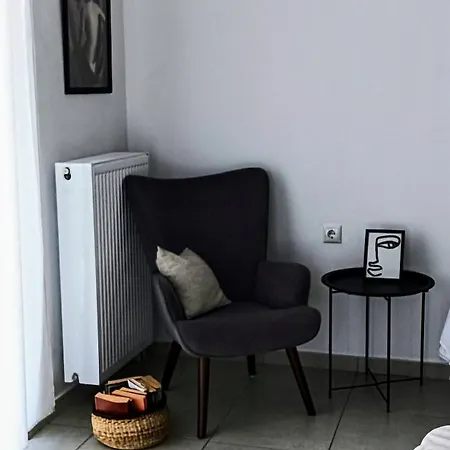 The Beekeeper's Appartamento